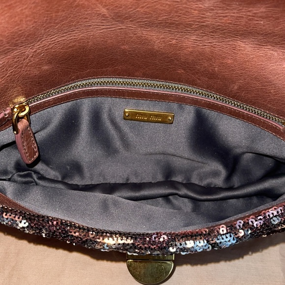 🍎SOLD🍎MiuMiu Authentic leather strap sequins pink n silver should bag excellent - Picture 8 of 9